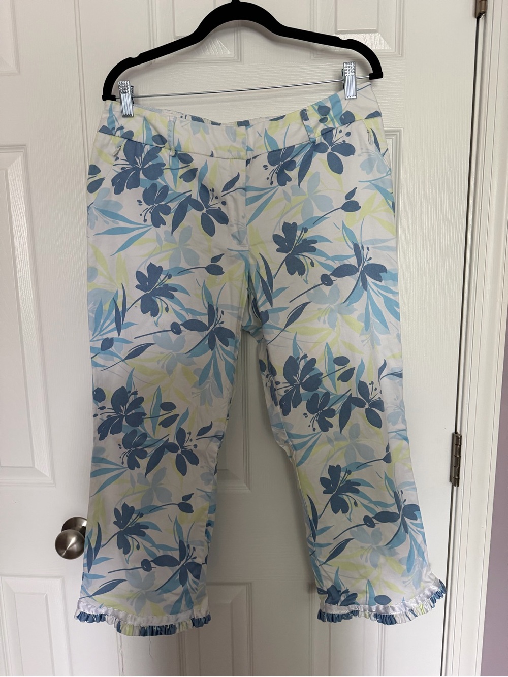 Tribal Women's Floral Capris in Blue and Light Blue
